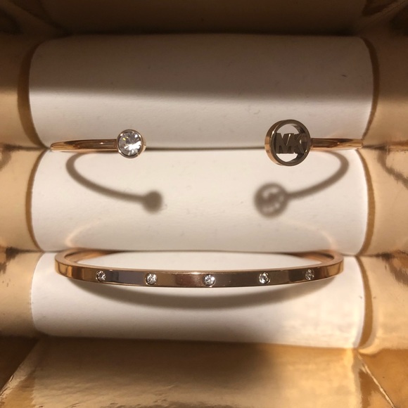 Michael kors rose gold bracelets - Picture 2 of 5